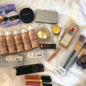Elizabeth Arden Makeup & Skincare Items! Retail Value of this Lot is Over $1482!